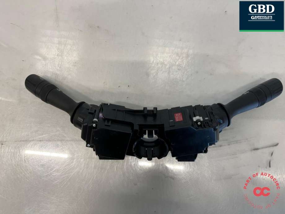 Bryter combi til Toyota Auris 2015-2019 (Type II, Fase 2) (8465202670|8414002720|)
