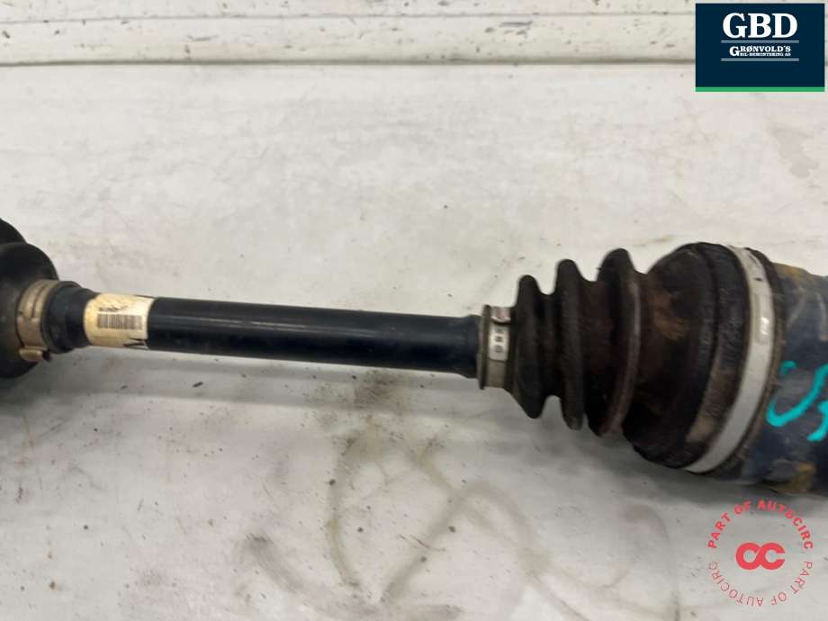 Drivaksel venstre foran, bensin/automat til Toyota Yaris 2014-2020 (Type III, Fase 2)  (434200D411|)