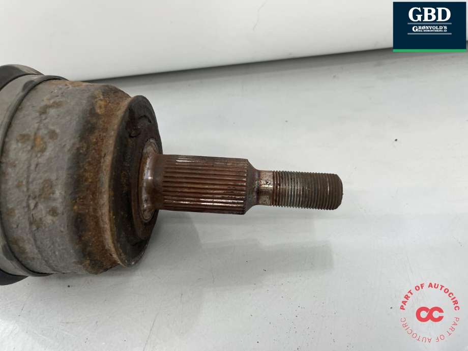 Drivaksel høyre foran, diesel/manuell til VW Transporter / Caravelle 2015-2019 (T6) (T6) (7E0 407 272 BF|7E0 407 272 AK|7E0 407 452 PX)