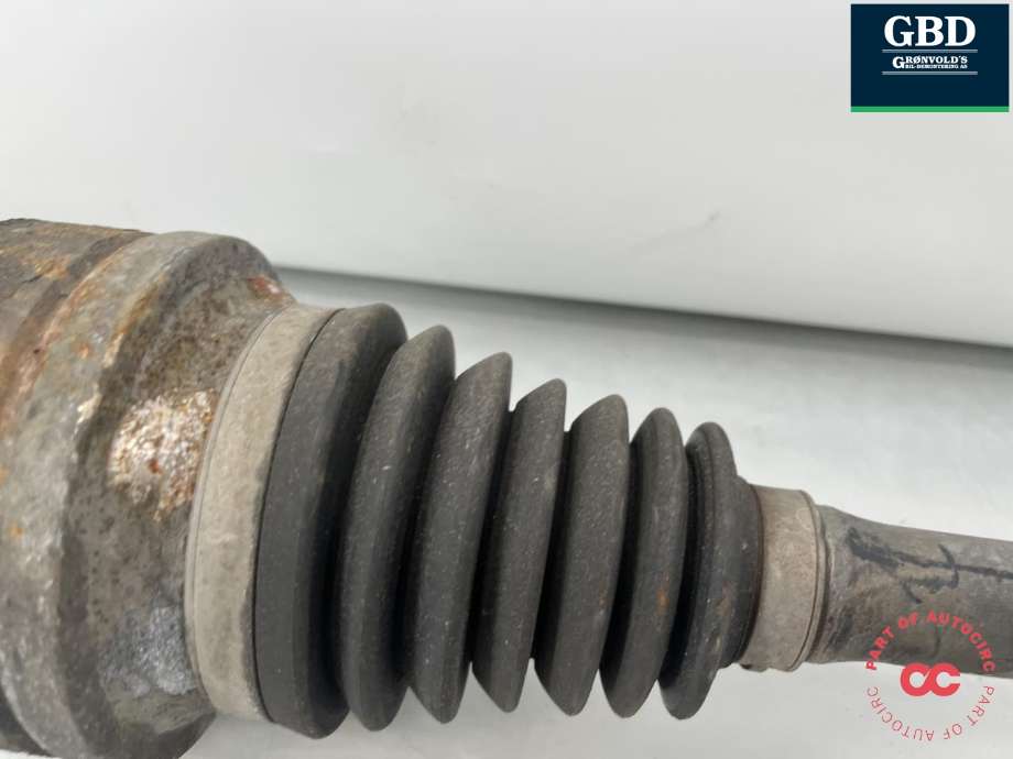 Drivaksel høyre foran, diesel/manuell til VW Transporter / Caravelle 2015-2019 (T6) (T6) (7E0 407 272 BF|7E0 407 272 AK|7E0 407 452 PX)