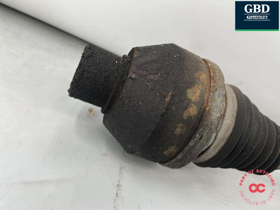 Drivaksel høyre foran, diesel/manuell til VW Transporter / Caravelle 2015-2019 (T6) (T6) (7E0 407 272 BF|7E0 407 272 AK|7E0 407 452 PX)