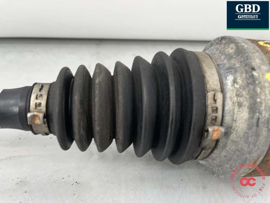 Drivaksel venstre foran, diesel/manuell til VW Transporter / Caravelle 2015-2019 (T6) (T6) (7E0 407 271 AC|7E0 407 271 R|7E0 407 451 CX)
