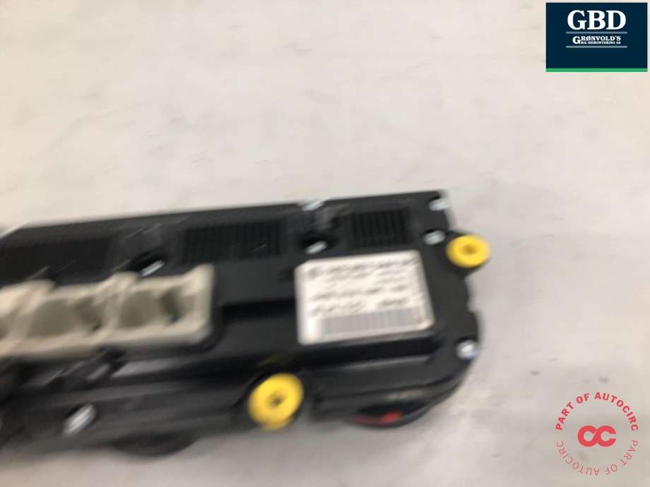 Varmeapparat betjening til VW Touran 2010-2015 (Type I, Fase 3)  (1K0 907 044 DC|)