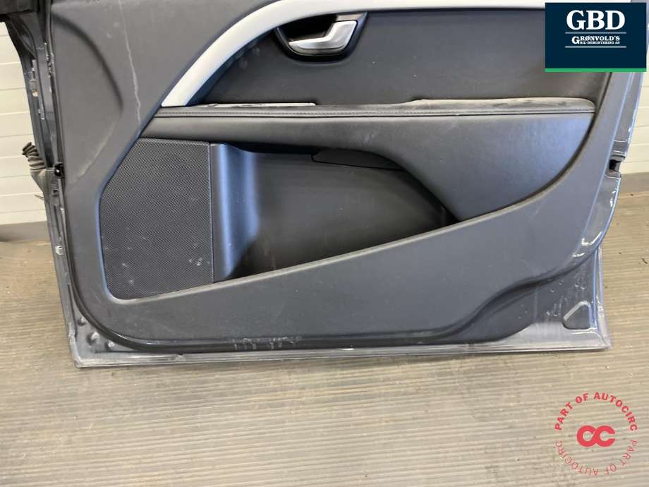 Dør høyre foran til Volvo V70 2007-2013 (Type III, Fase 1)  (31335589|)