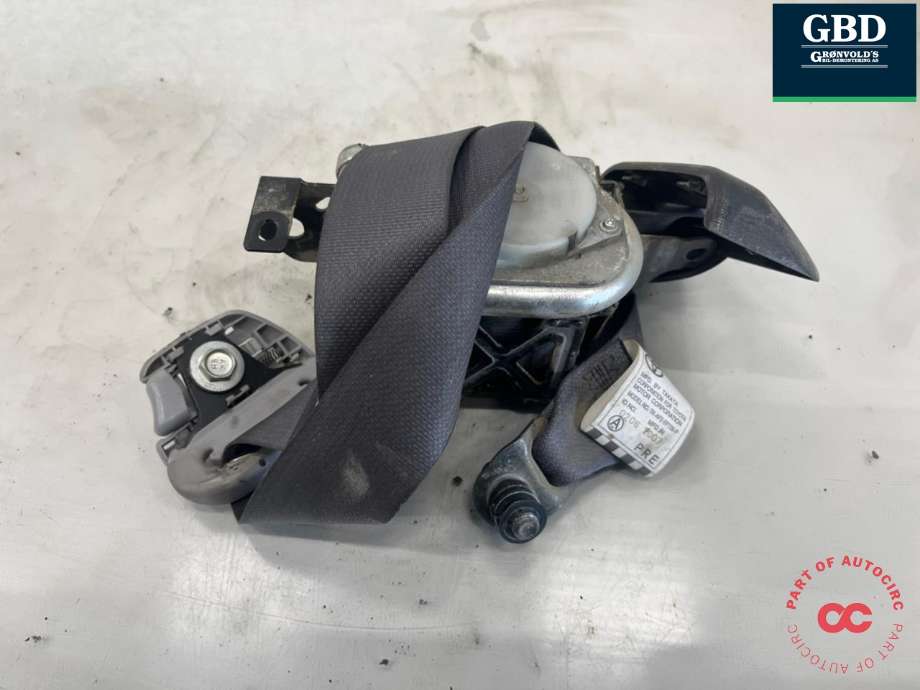 Sikkerhetsbelte foran høyre til Toyota Hiace 2007-2012 (Fase 3) (7321026751B0|7321026750B0|)