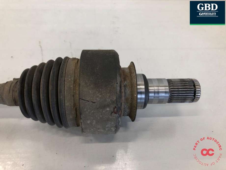 Drivaksel høyre bak, diesel/automat til Mercedes ML 2005-2011 (W164) (W164) (A 164 350 20 10|A 164 350 18 10|)