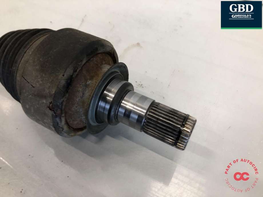 Drivaksel høyre bak, diesel/automat til Mercedes ML 2005-2011 (W164) (W164) (A 164 350 20 10|A 164 350 18 10|)