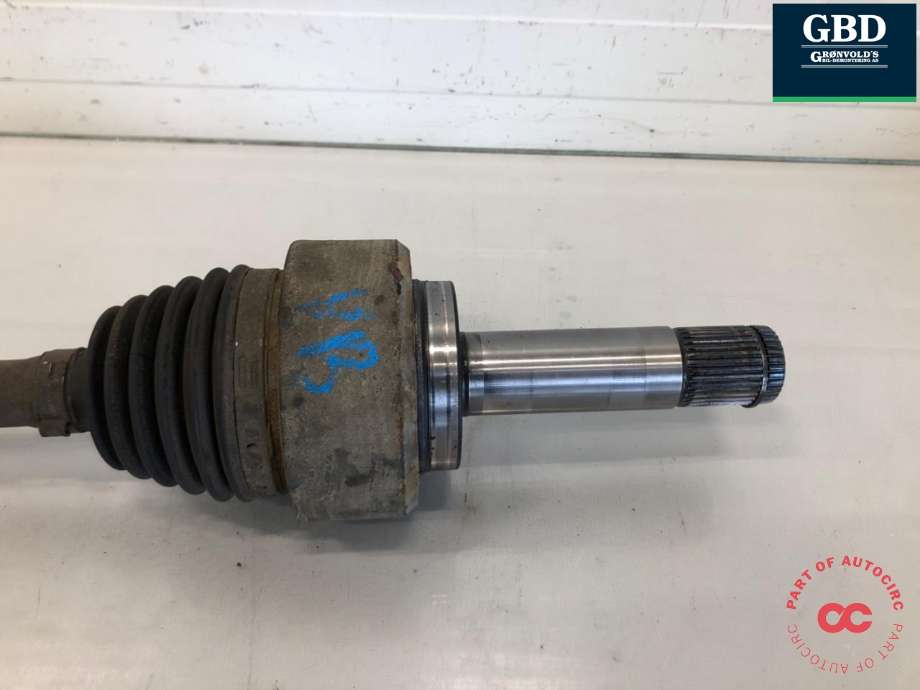 Drivaksel venstre bak, diesel/automat til Mercedes ML 2005-2011 (W164) (W164) (A 164 350 19 10|A 164 350 17 10|)