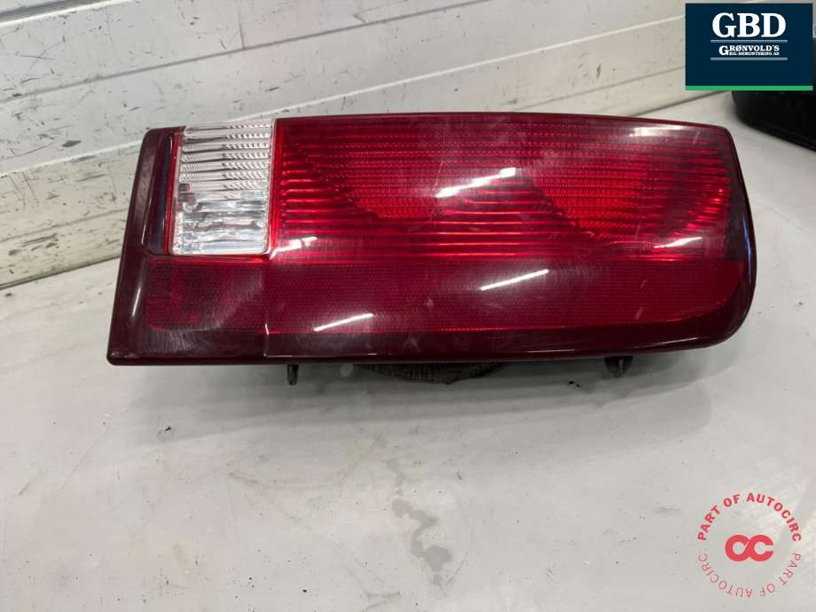 Baklykt høyre til Cadillac Escalade 2002-2006 (GMT 800) (GMT 800) (15079079|)