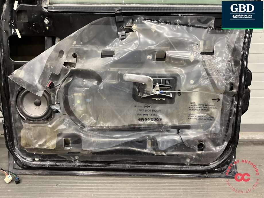 Dør høyre foran til Cadillac Escalade 2002-2006 (GMT 800) (GMT 800) (15017224|)