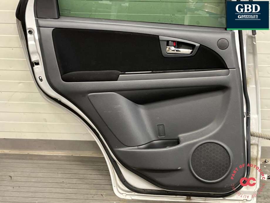 Dør venstre bak til Suzuki SX4 2009-2013 (Type I, Fase 2)  (6800480810|)