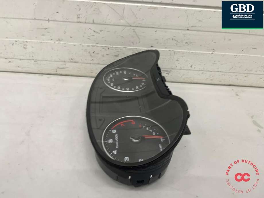 Instrumentpanel til Audi Q2 2016-->>  (81A 920 750|)