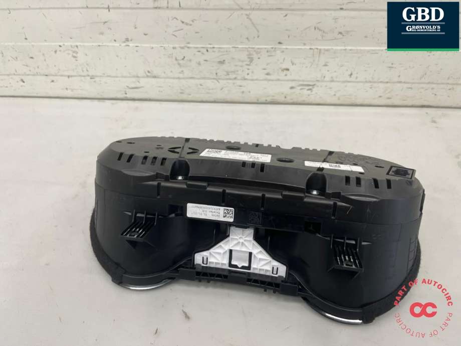 Instrumentpanel til Audi Q2 2016-->>  (81A 920 750|)