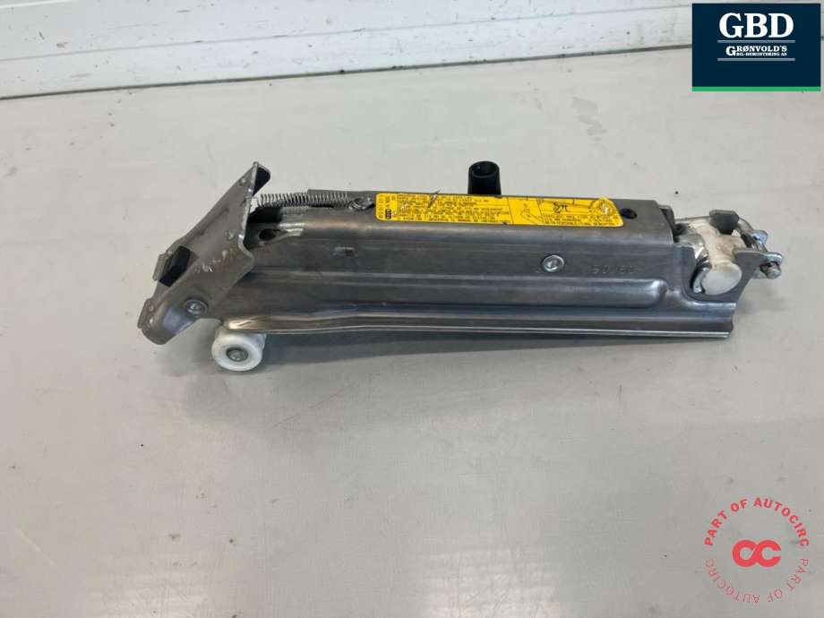 Jekk original til Audi A6, Allroad, 2006-2008 (Type II, Fase 1) (C6) (C6) (4F0 011 031 J)