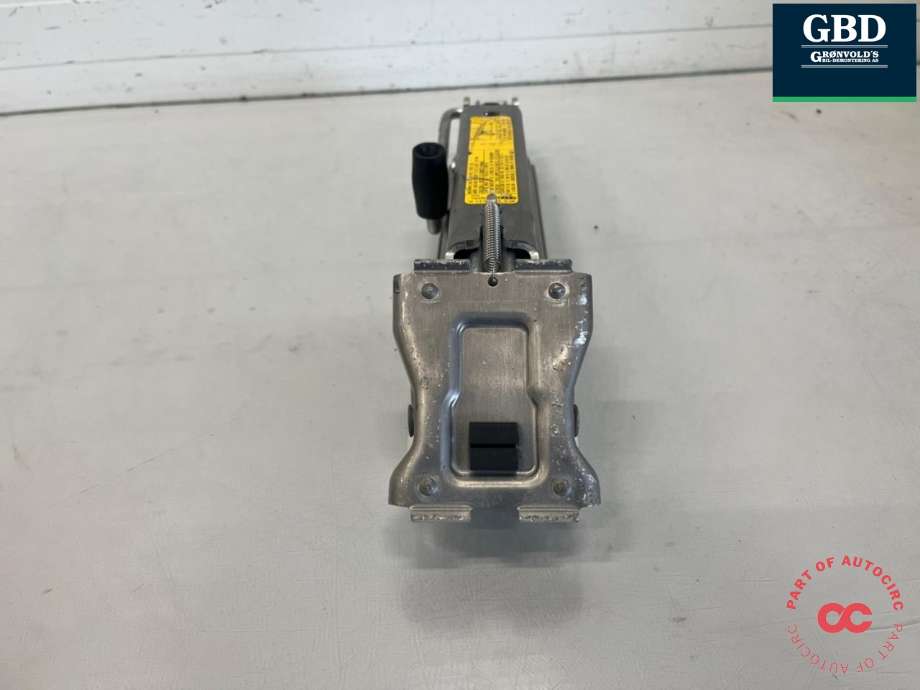 Jekk original til Audi A6, Allroad 2006-2008 (Type II, Fase 1) (C6) (C6) (4F0 011 031 J|4F0 011 031 D|)