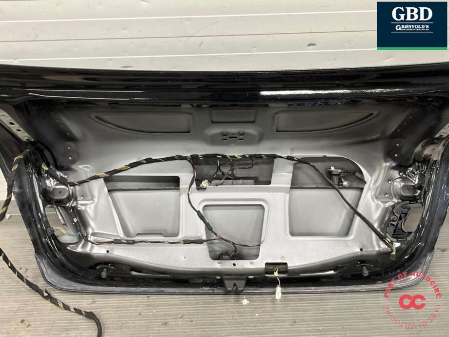 Bakluke sedan til Mercedes E-Klasse 2009-2013 (Fase 1) (W212) (W212) (A 212 750 09 75|A 212 750 02 75|)