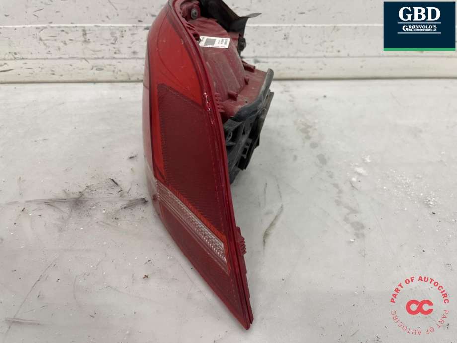 Baklykt høyre ytre til VW Passat 2011-2015 (B7) (B7) (3AF 945 096 G|3AF 945 096 E|)