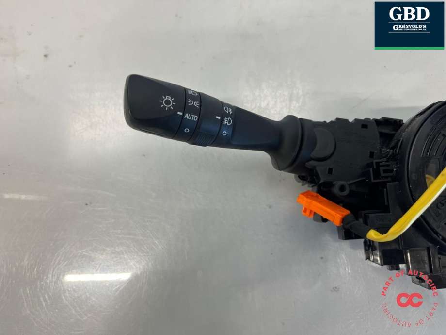 Bryter combi til Toyota RAV4 2013-2015 (Type IV, Fase 1)  (8414033250|8465212A90|)
