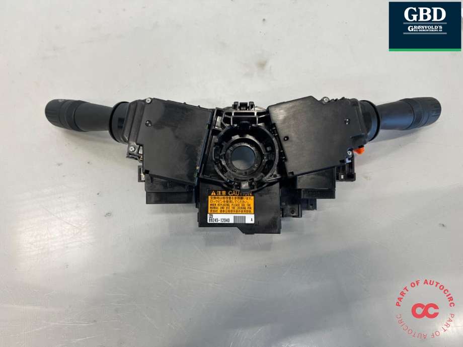 Bryter combi til Toyota RAV4 2013-2015 (Type IV, Fase 1)  (8414033250|8465212A90|)