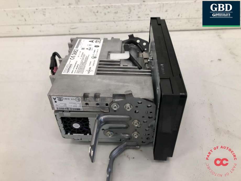 Bilstereo til Toyota Auris 2015-2019 (Type II, Fase 2)  (8614002400|8614002400EX|)
