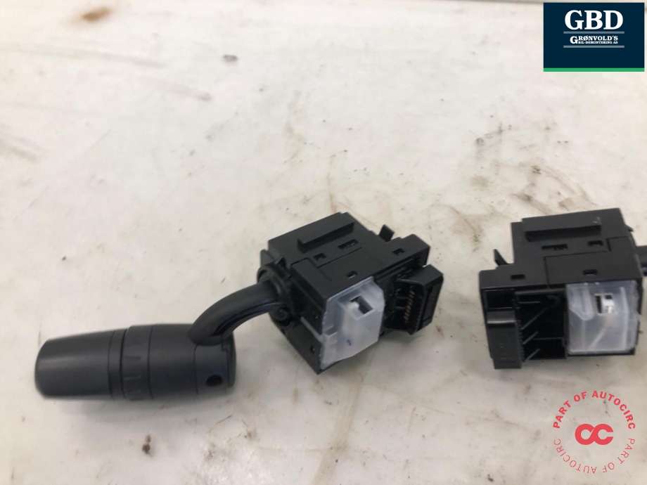 Bryter combi til Mazda 6 2013-2015 (Type III, Fase 1)  (GMY5675S0|)