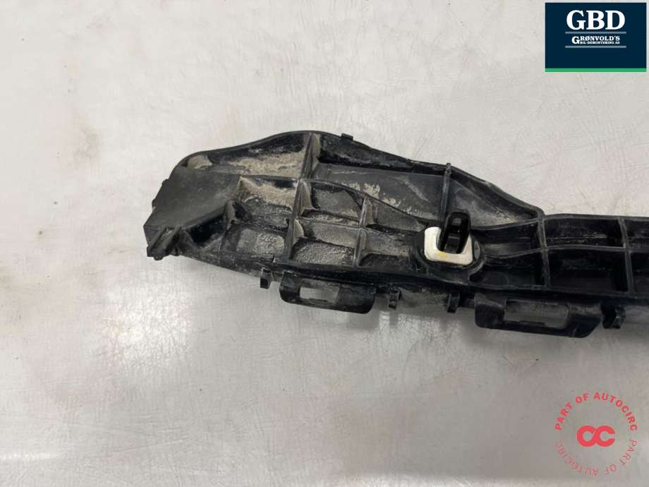 Støtfanger bak feste til Toyota Auris 2015-2019 (Type II, Fase 2)  (5257602091|)