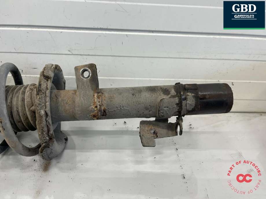 Fjærbein høyre foran til Ford Kuga 2008-2012 (Type I)  (1683580|8V41-18045-FA|)