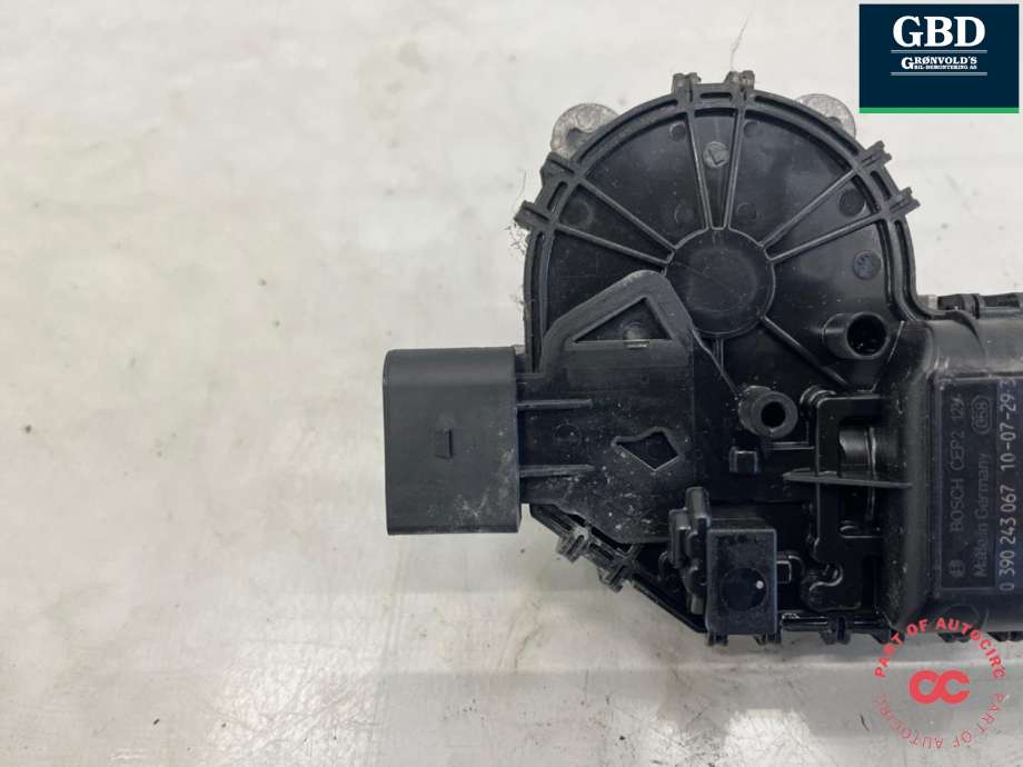 Viskermotor frontrute til Ford Kuga 2008-2012 (Type I) (1709010|8V41-17508-AB|0 390 243 067)