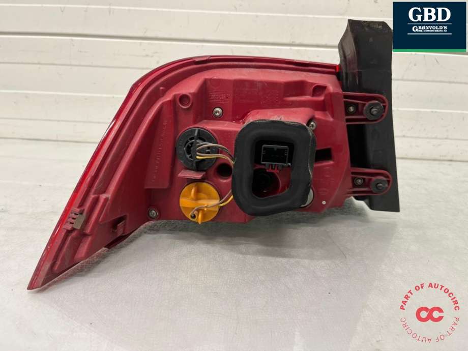 Baklykt høyre ytre til VW Passat 2011-2015 (B7) (B7) (3AE 945 208 B|)