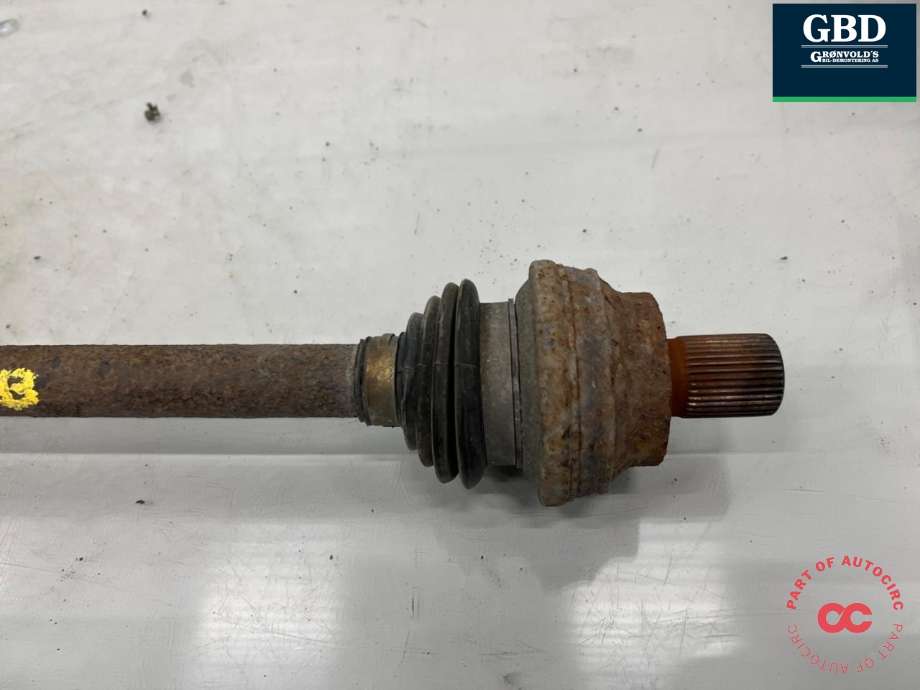 Drivaksel høyre bak, diesel/automat til VW Passat 2011-2015 (B7) (B7) (1K0 501 204 F|1K0 501 204 FX|)