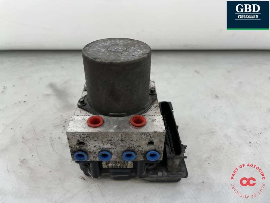 ABS sentral til Toyota Auris 2010-2012 (Type I, Fase 2)  (4405002590|)
