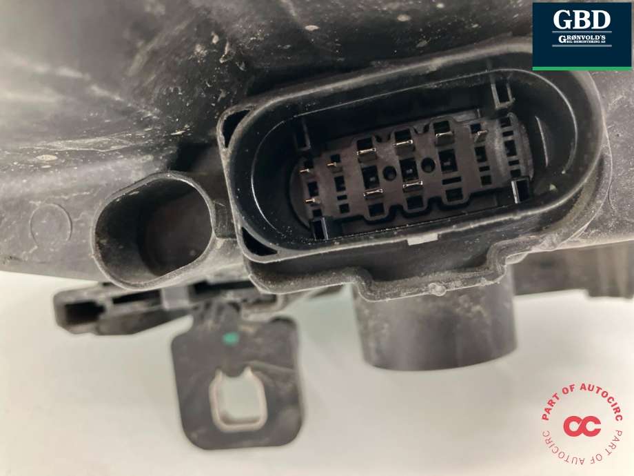 Frontlykt venstre xenon til Audi A3 2016-2020 (Type III, Fase 2) (8V0 941 043 H|8V0 941 005 H|90104608)