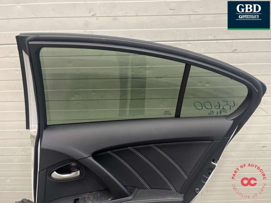 Dør høyre bak til Toyota Avensis 2009-2015 (Type III, Fase 1) (6700305170|)