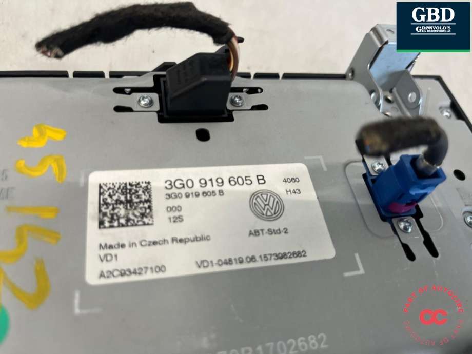 Bilstereo navigasjon skjerm til VW Golf Sportsvan 2014-2018  (3G0 919 605 B|)