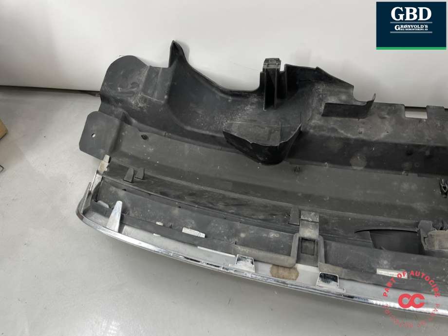 Grill til Ford Kuga 2008-2012 (Type I)  (1515015|8V41-8138-AA|)