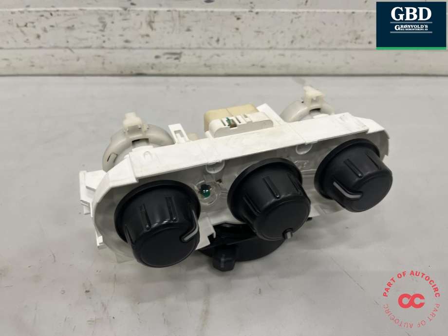 Varmeapparat betjening til Toyota Hilux 2006-2011  (559000K350|)