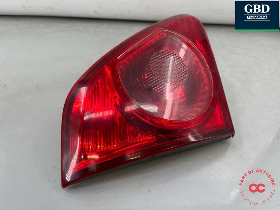 Baklykt venstre indre til Toyota Corolla 2007-2013 (8159102140|)