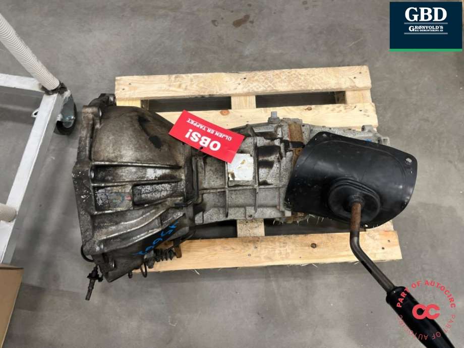 Girkasse manuell til Toyota Hiace 2007-2012 (Fase 3)  (3303026A60|3303026A62|)