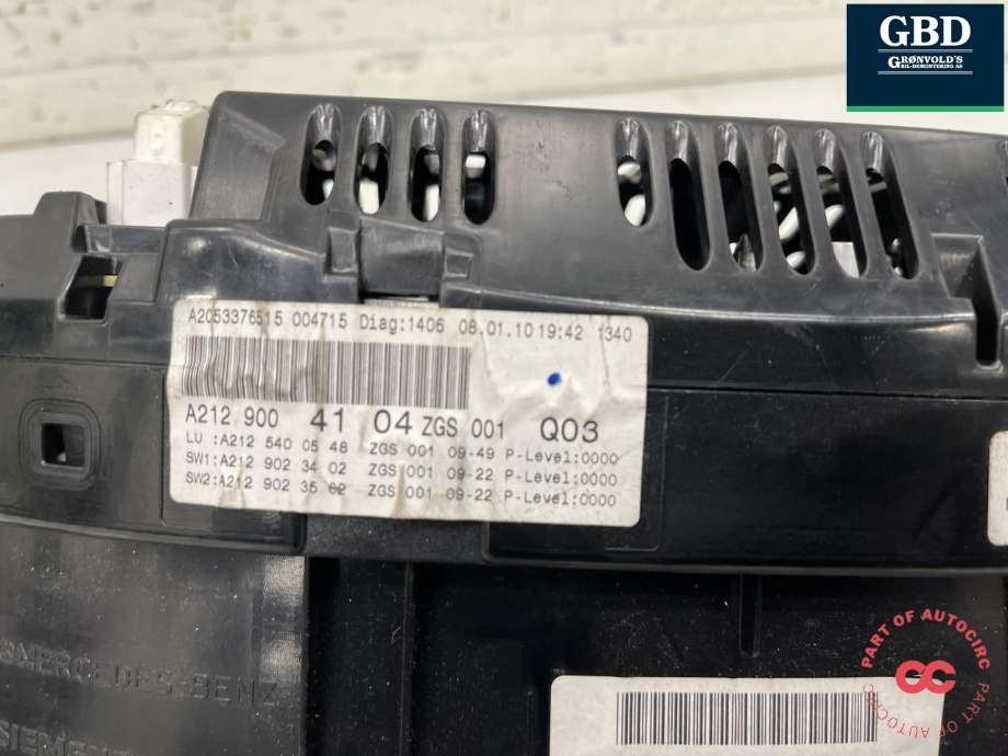 Instrumentpanel til Mercedes E-Klasse 2009-2013 (Fase 1) (W212) (W212) (A 212 900 22 10|A 212 900 41 04|)