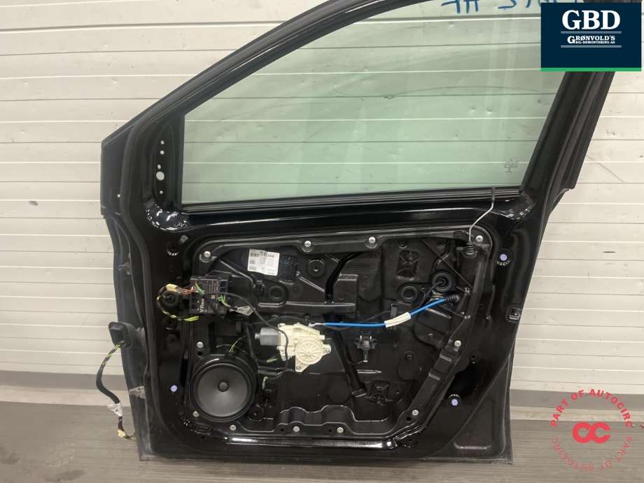 Dør høyre foran til Mercedes B-Klasse, electric drive 2014-2018 (W242) (W242) (A 246 720 02 05|)