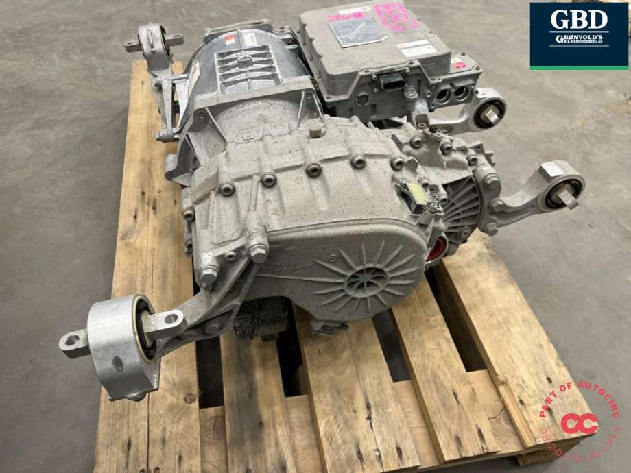 Motor elbil bak til Porsche Taycan 2019-->>  (9J1901153D|9J1901153DX|PAD 901 153 D)