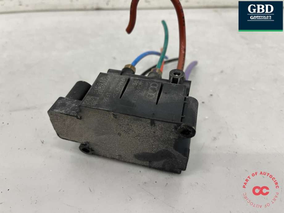 Ventilblokk luftfjæring til Audi e-tron 2018-->>  (4N0 616 013 A|)