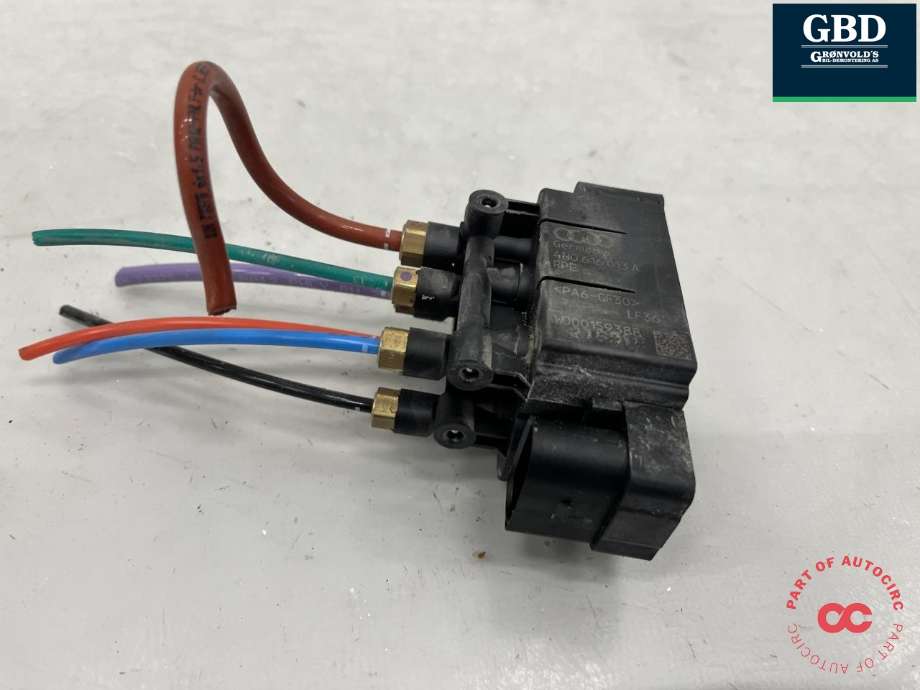 Ventilblokk luftfjæring til Audi e-tron 2018-->>  (4N0 616 013 A|)