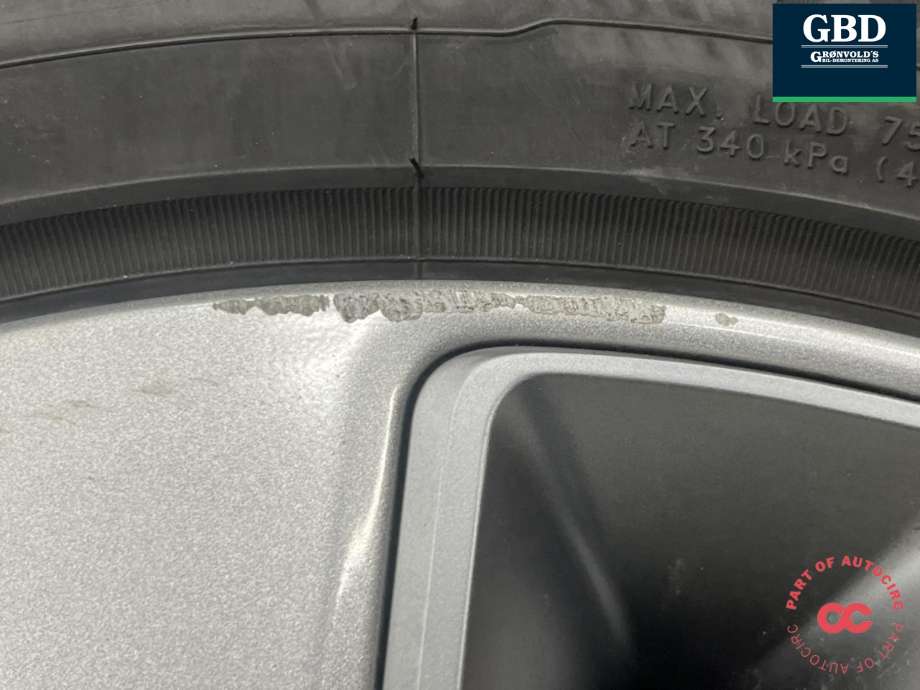 Hjulsett aluminium sommer til Hyundai Kona 2017-2021 (Type I, Fase 1) (NITARES|215-55R17|PROD 4924 6|5MM|7.0JX17 OFFSET/ET 50)