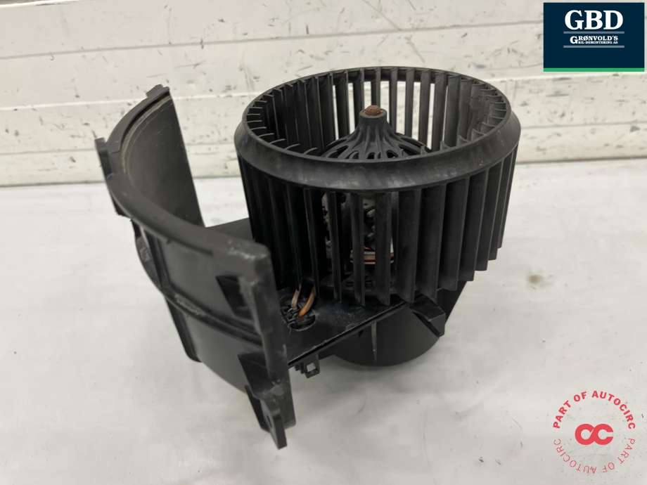 Varmeapparat motor til VW Transporter / Caravelle, 2003-2009 (Fase 1) (T5) (T5) (7E1 820 021)
