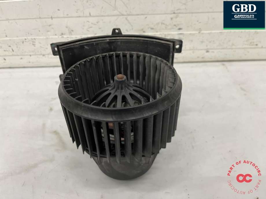 Varmeapparat motor til VW Transporter / Caravelle 2003-2009 (Fase 1) (T5) (T5) (7E1 820 021|7H1 820 021 B|)