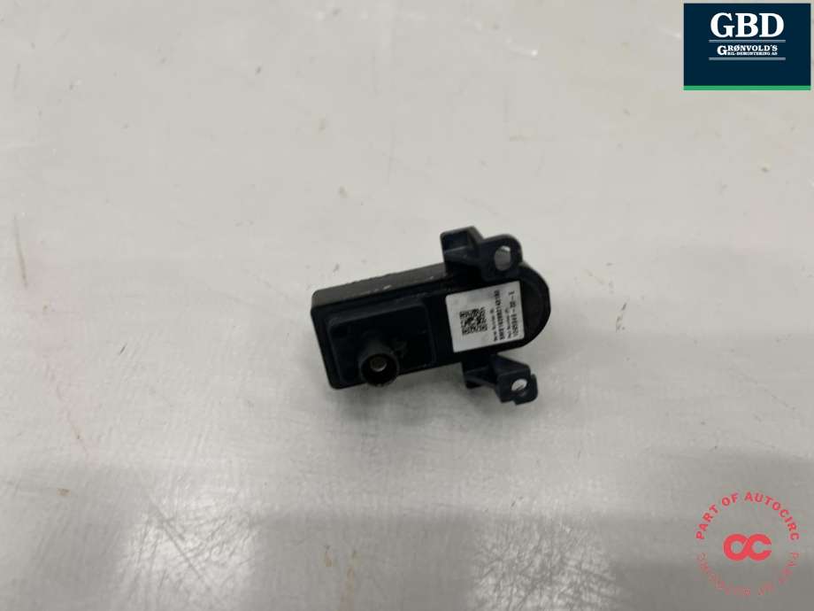 Parkeringskamera bak til Tesla Model 3 2018-2023 (Fase 1)  (1095949-00-E|1095949-00-D |1095949-65-D|1095949-66-D | 1848057-00-A)