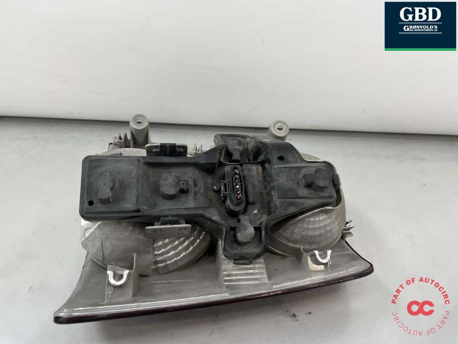 Baklykt venstre til VW Touran 2007-2010 (Type I, Fase 2) (1T0 945 095 N|)