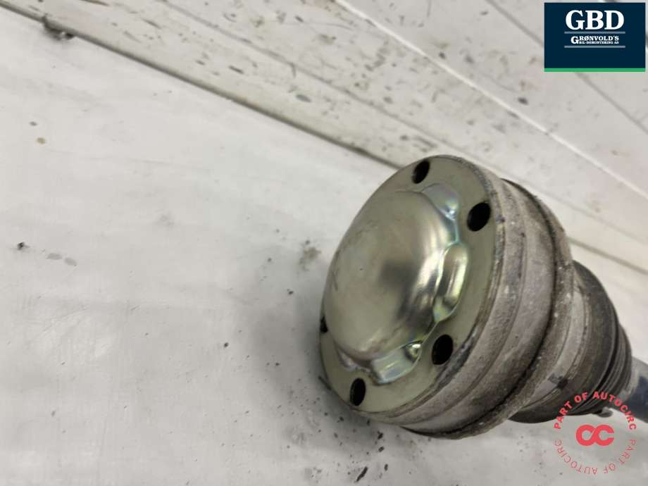 Drivaksel venstre bak, diesel/automat til Mercedes Vito/Viano 2010-2014 (Fase 2) (W639) (W639) (A 639 350 17 10|)