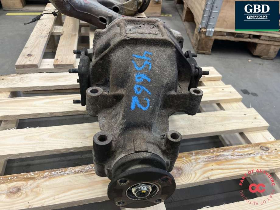 Kardang klokke bak til Toyota Hiace 2007-2012 (Fase 3) (4111026740|)